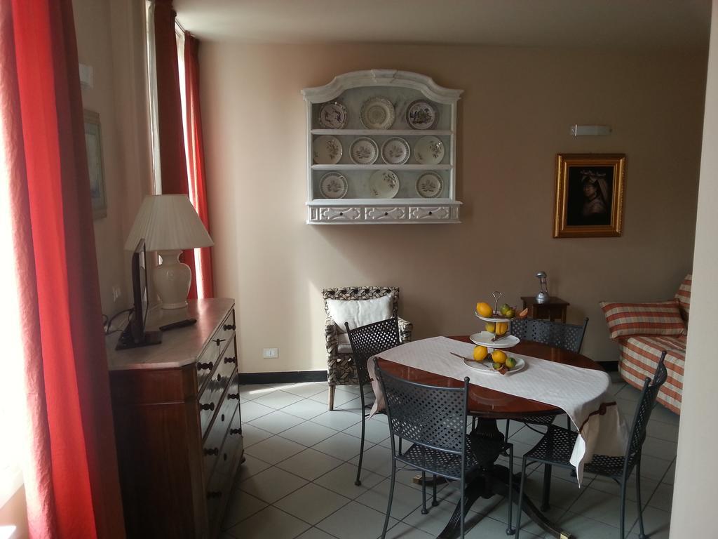 Case Vacanze Borgo Marina Imperia Room photo